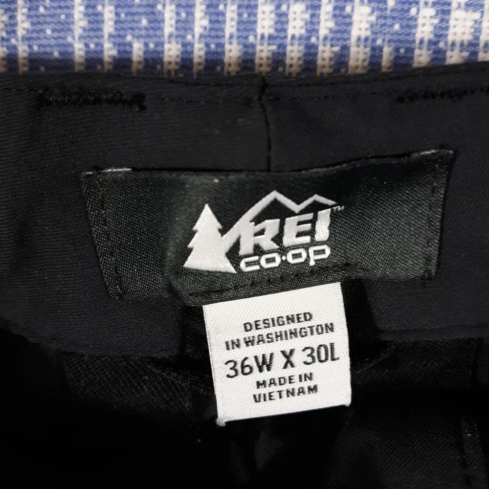 REI Hiking Pants Mens 36 x 30 Regular Fit Black Flat Front